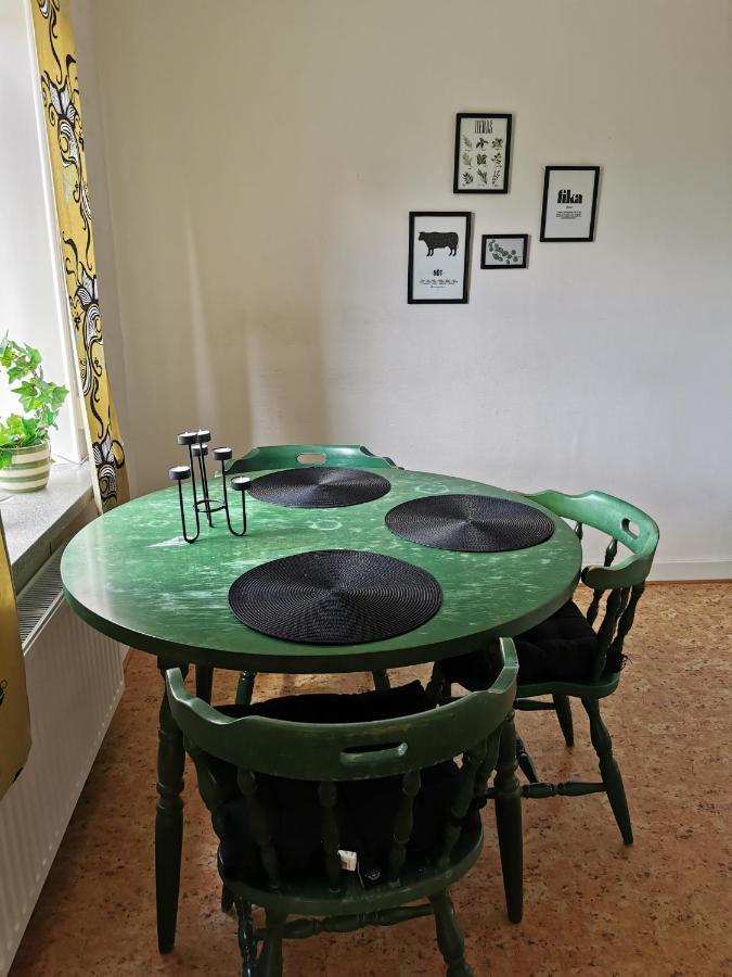 Appartamento Gamla Skolan Rum & Oevernattning I Spjutstorp Esterno foto